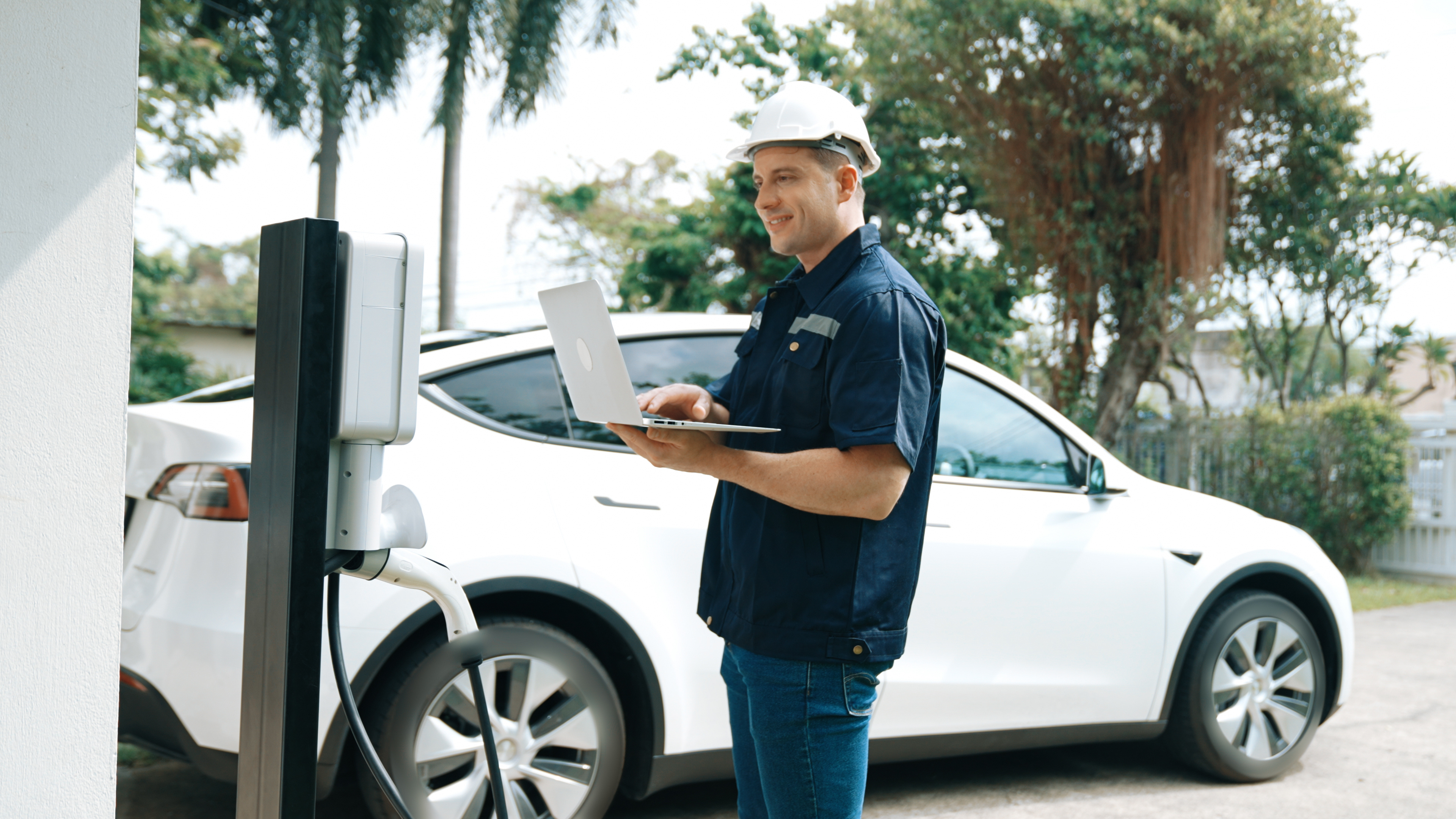 Suivi et maintenance des bornes de recharge électrique